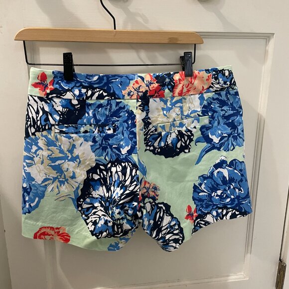 J. Crew floral chino shorts Size 6 - Picture 3 of 7